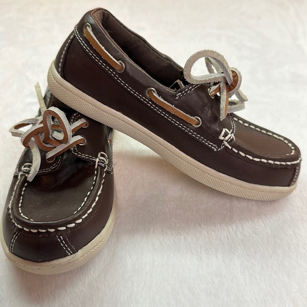 Genuine Kids From Oshkosh Toddler Boys Boat Shoes Size 10